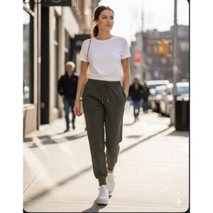 Aritzia Wilfred Jogger Pant Women Sz XS Buffon Crepe Olive Army Green Drawstring